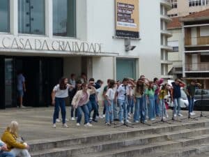 Melodias que moldam movimentos e culturas