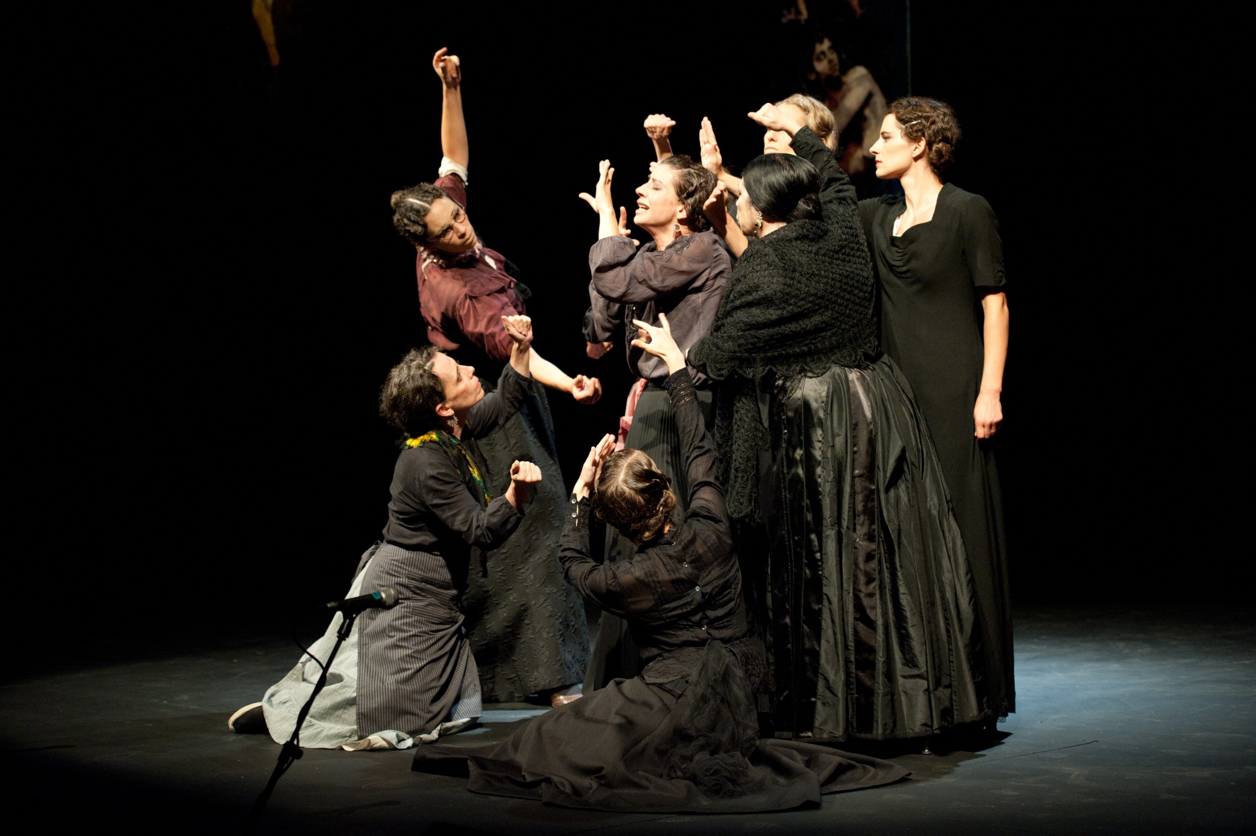Artes Cênicas: Magia em Movimento.