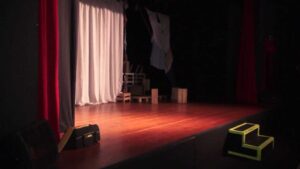 Nos bastidores da produção teatral